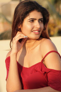Ashima Narwal (17)